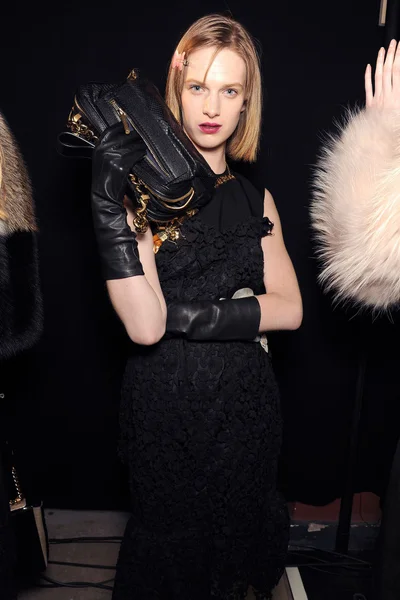 Look 2